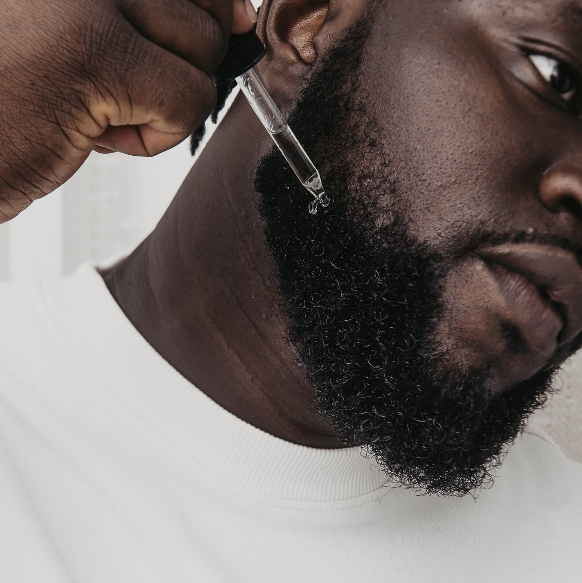 Sérum Royal | Huile de croissance de Barbe - ROYAL GROOMING